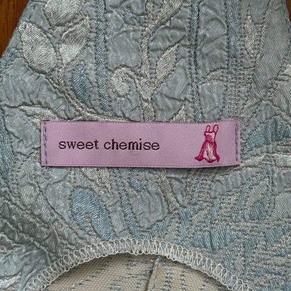 *LIKE NEW* icy blue jacquard shift S/M - Picture 4 of 4